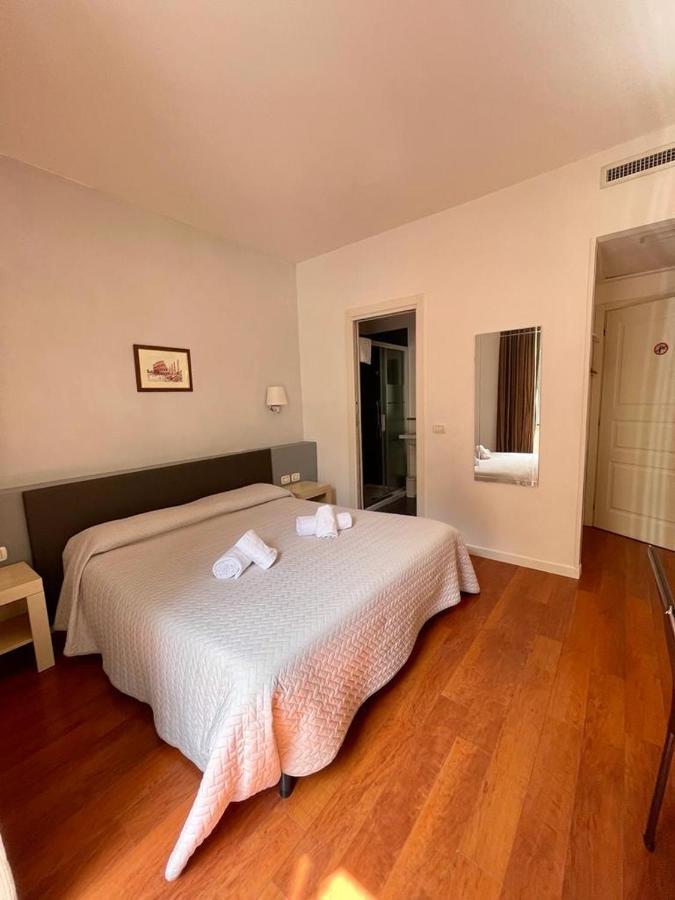 Elle Cavour Guest House Rome Exterior photo