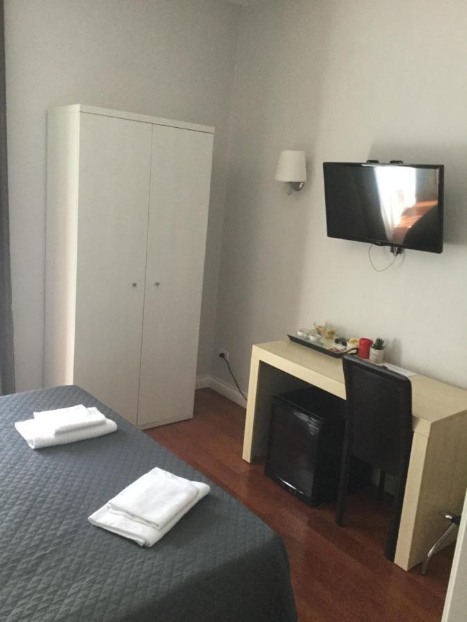 Elle Cavour Guest House Rome Exterior photo